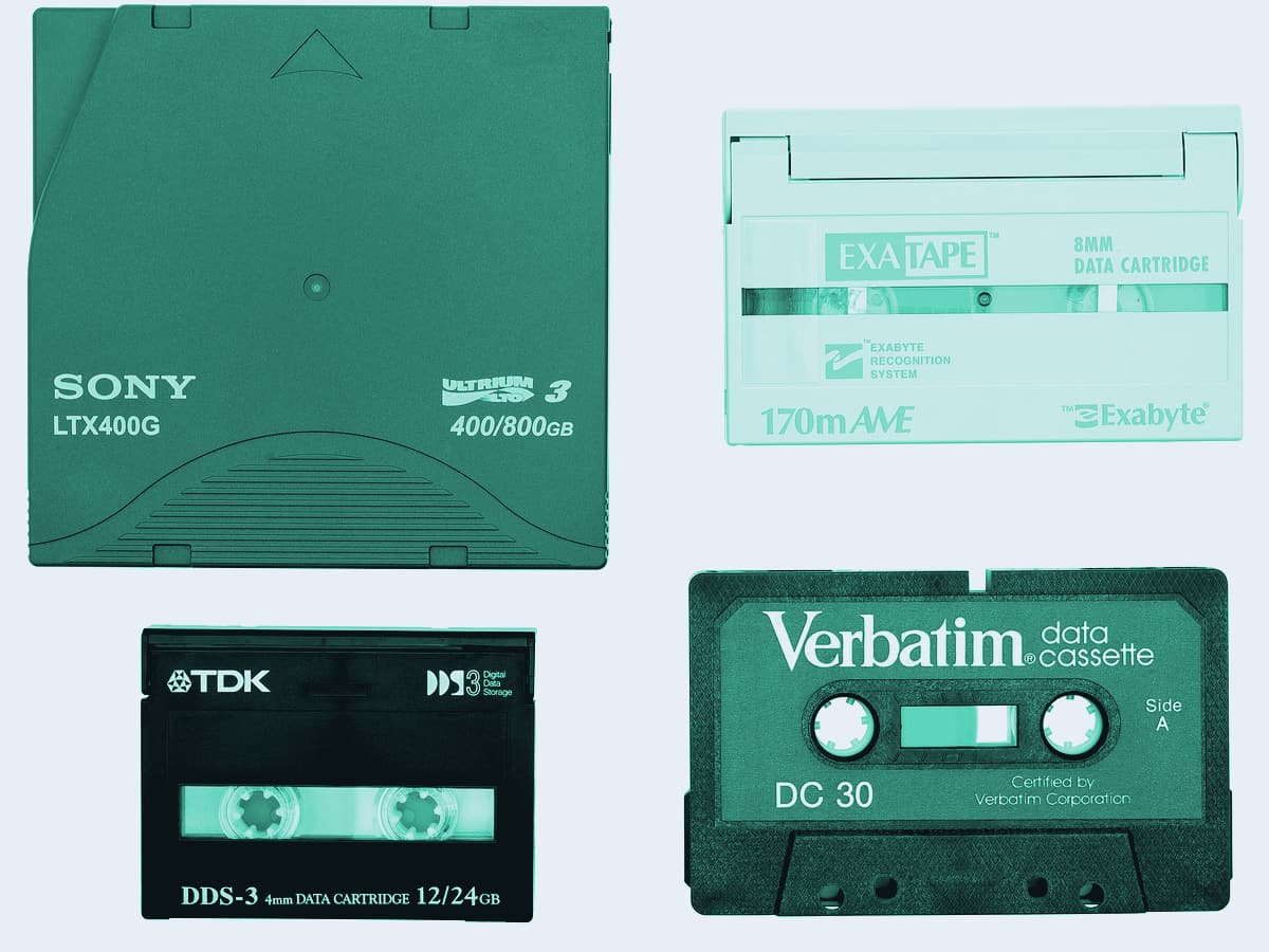 Magnetic tape data cassettes